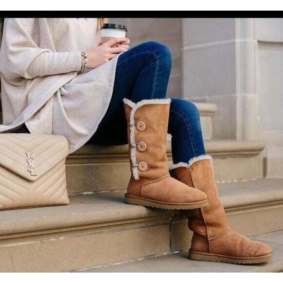 UGG Shoes - UGG Bailey Button Triplet II Boots Tall Fur Lined 1873 Tan Brown Women's Size 9